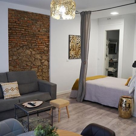 Apartamentos Suites Cariatide Plasencia Eksteriør billede