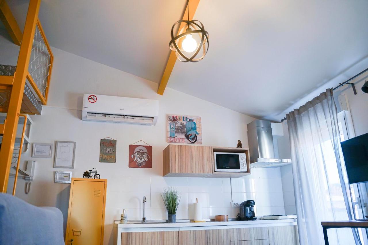 Apartamentos Suites Cariatide Plasencia Eksteriør billede