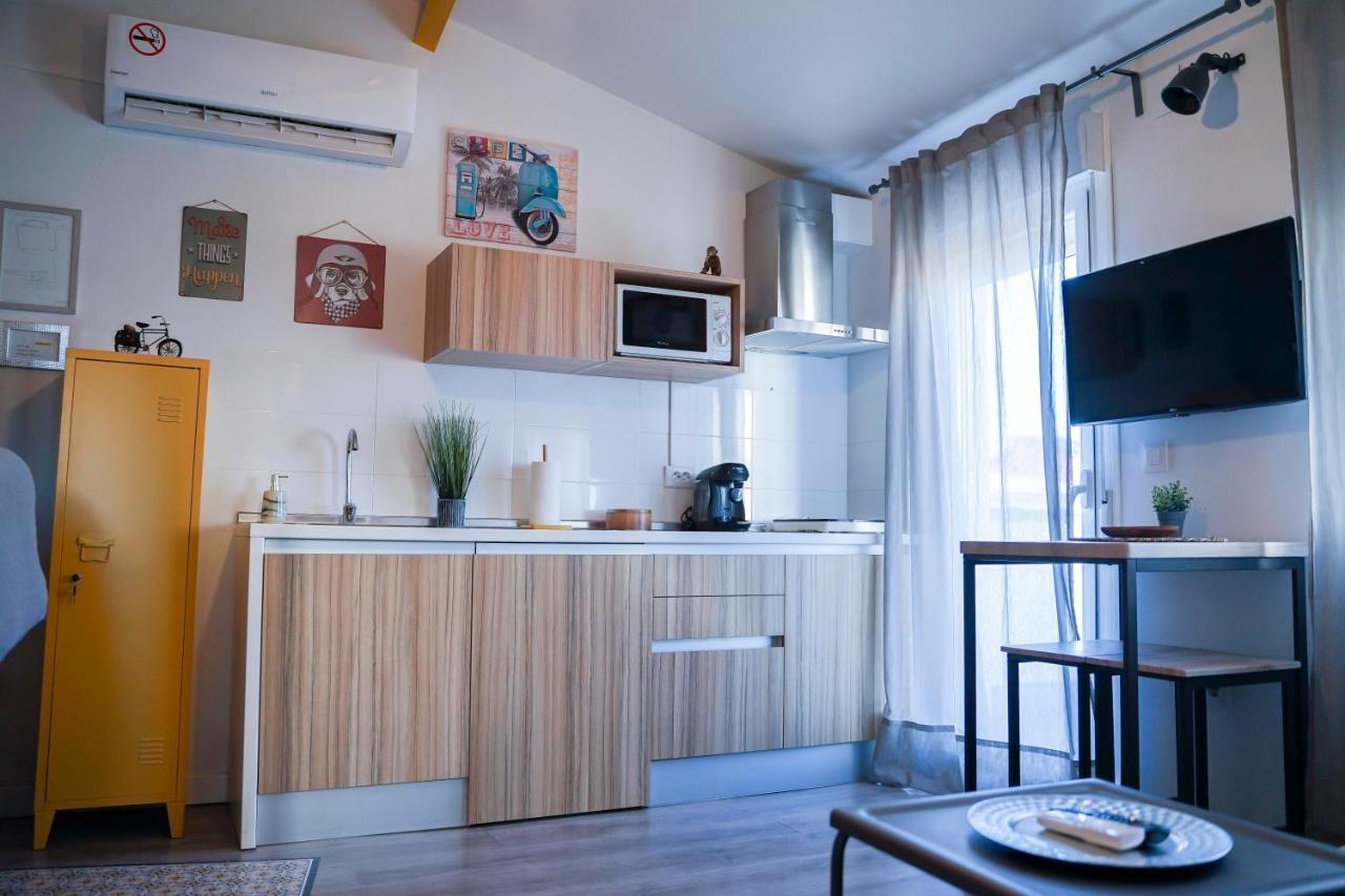 Apartamentos Suites Cariatide Plasencia Eksteriør billede