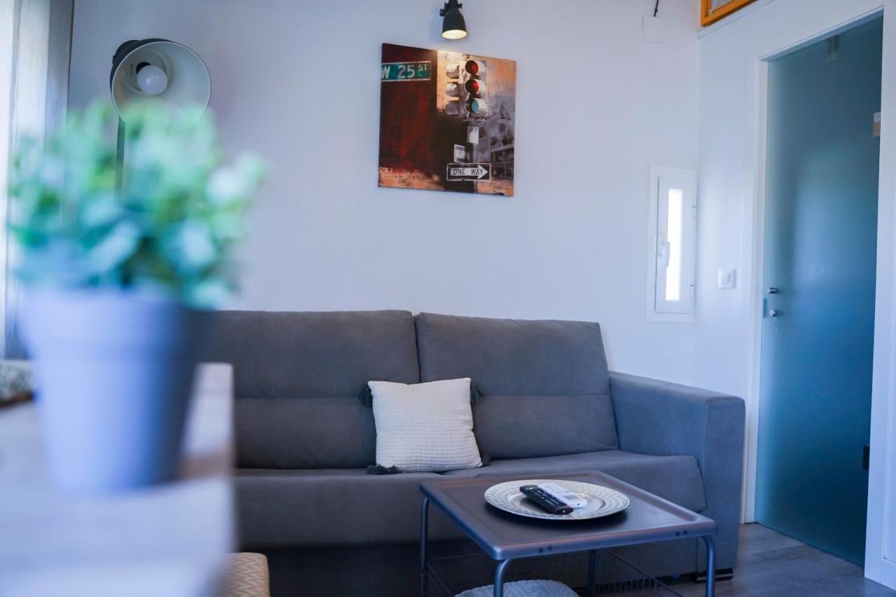 Apartamentos Suites Cariatide Plasencia Eksteriør billede