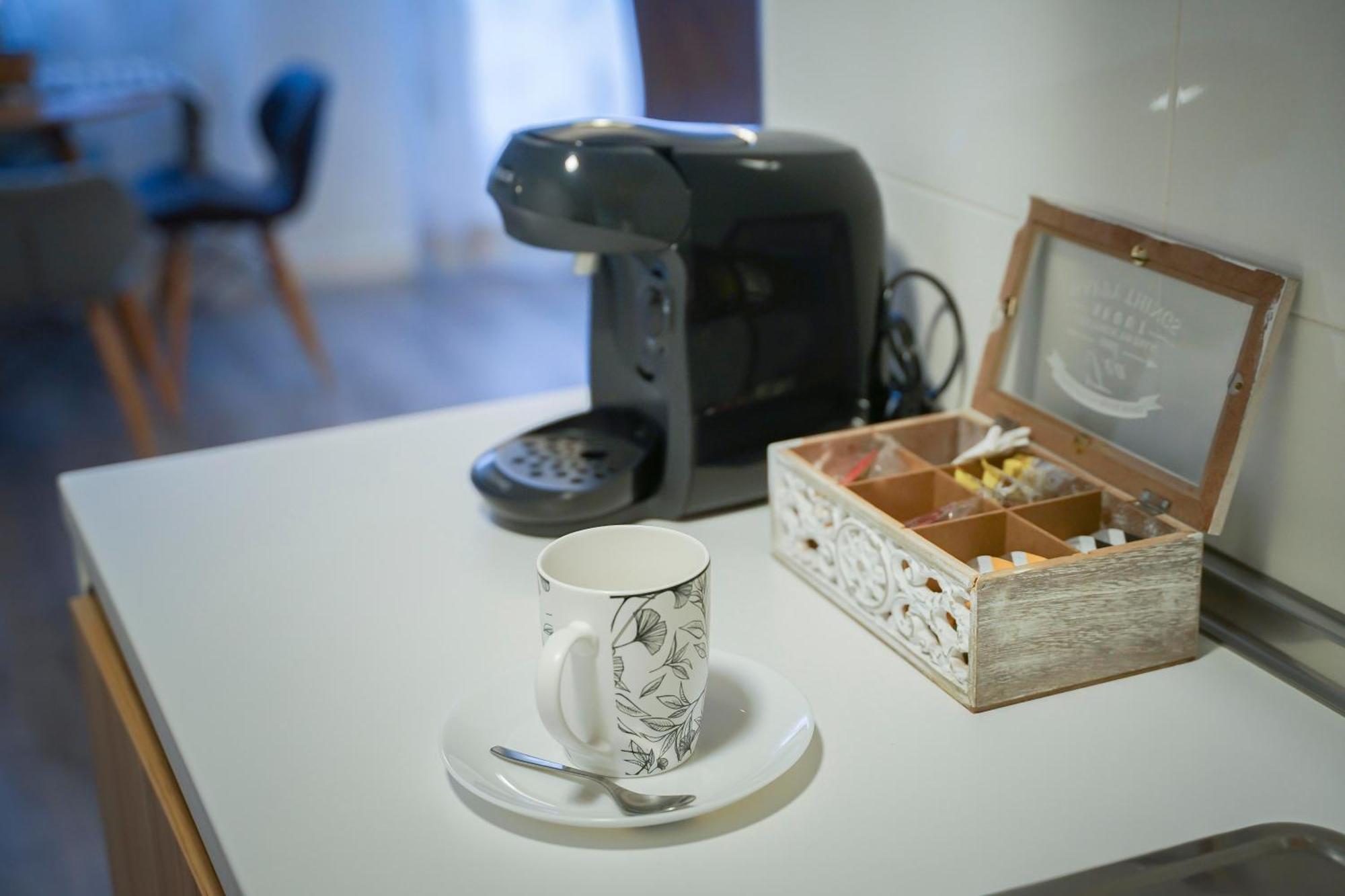 Apartamentos Suites Cariatide Plasencia Eksteriør billede