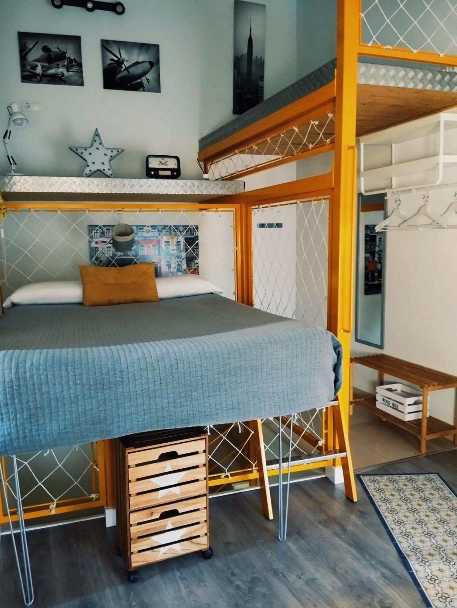 Apartamentos Suites Cariatide Plasencia Eksteriør billede