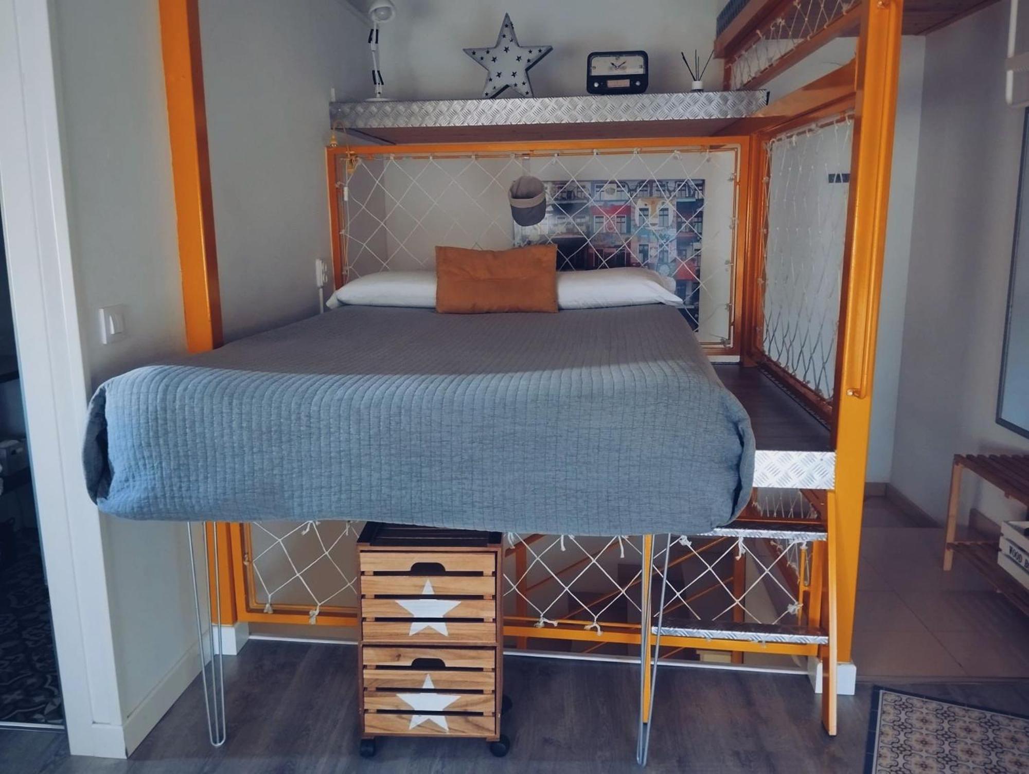 Apartamentos Suites Cariatide Plasencia Eksteriør billede